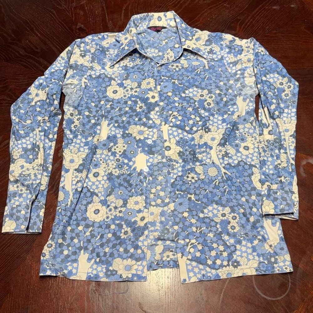 scene ii long sleeve blue floral button-up